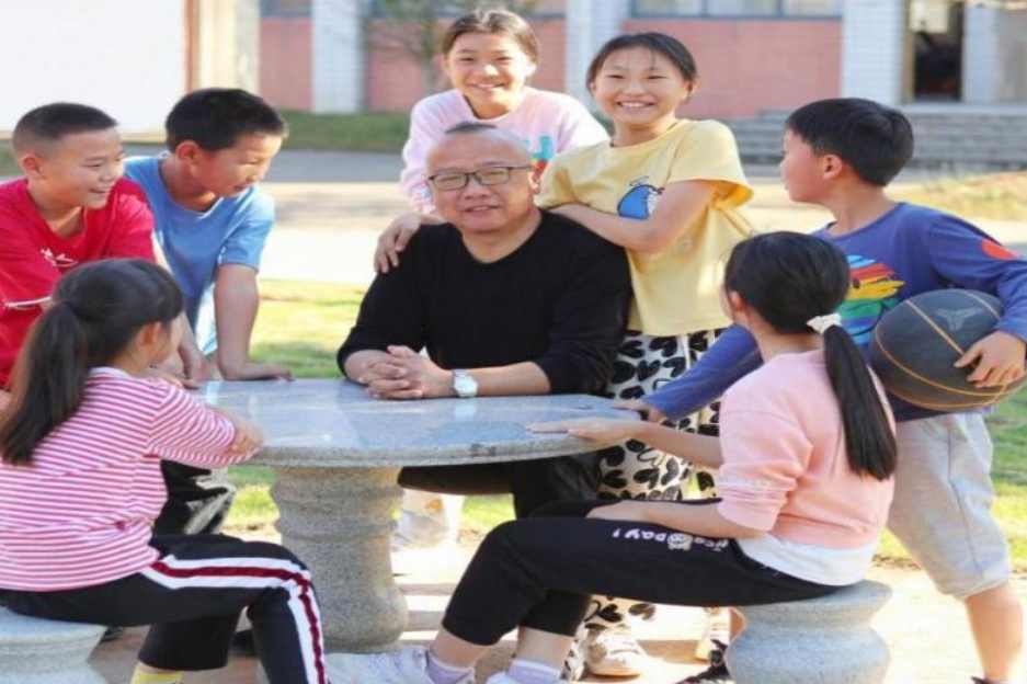 新学期书记说 | 临澧县四新岗镇柏枝台中学蔡德军：以历史为青春灯塔，照奋进征程