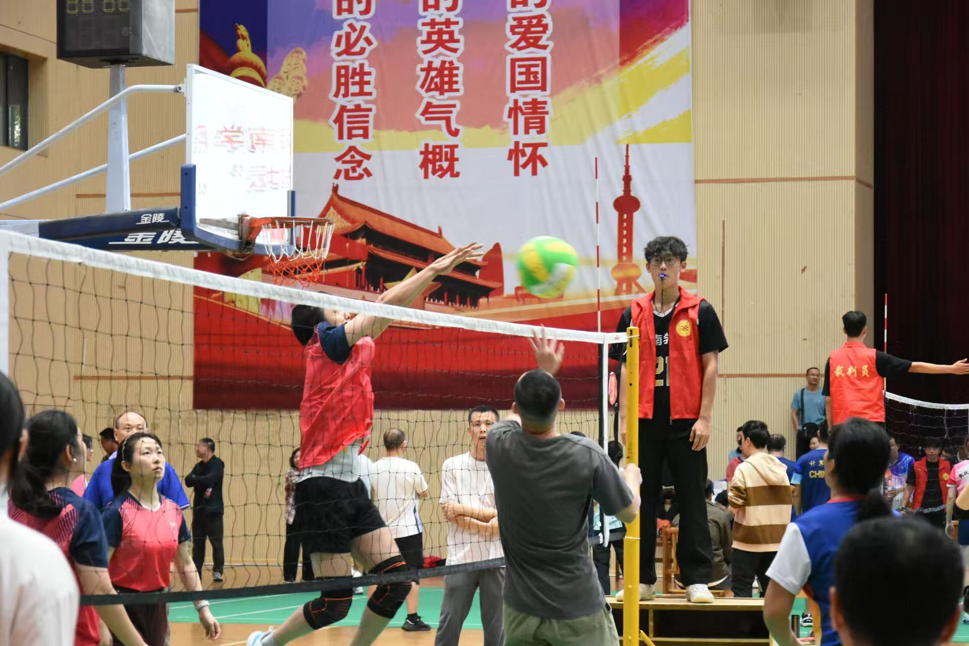 b5cc8b82c1cafacf34cebc96244ef743.jpg