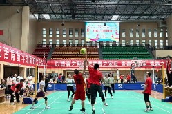 从讲台到赛场！湘南学院教职工队气排球比赛“排”出团结新活力  