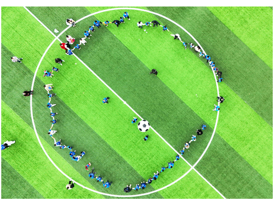 江永县中心幼儿园：湘超热浪席卷校园   亲子足球活力迸发