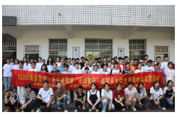 衡阳县：大学生返家乡陪伴“小学生”过暑假