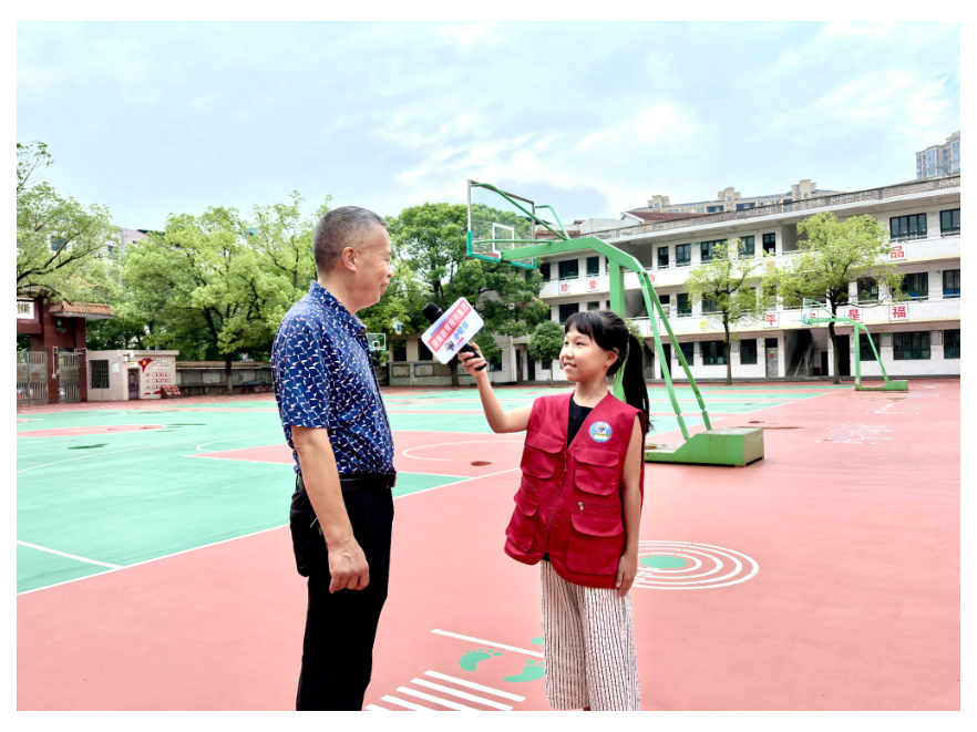 【衡东县站】新塘镇中心学校：暑期焕新 小游戏扮靓大操场