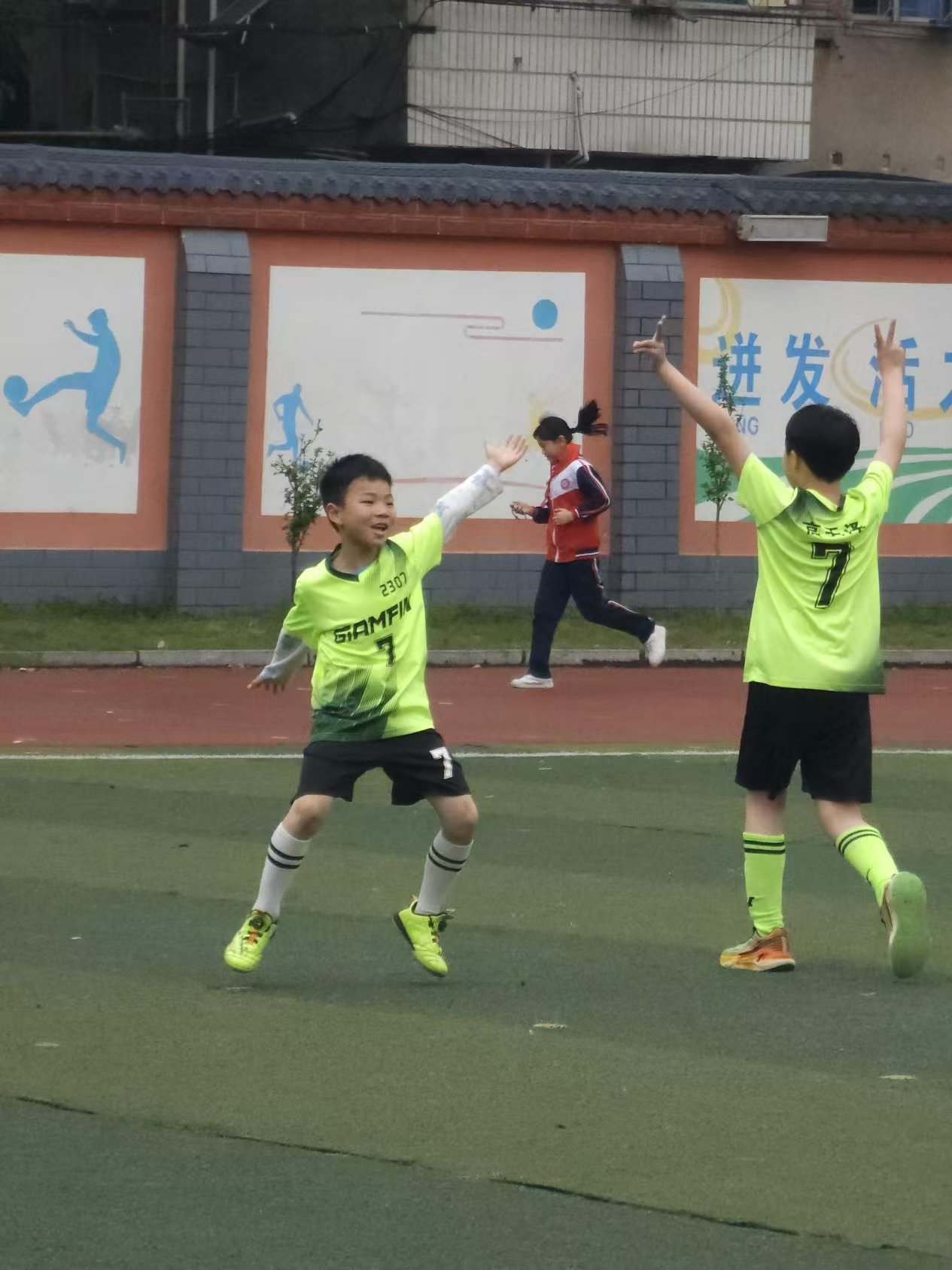 c644a8ef046eed105cfcec0640811c9f.jpg c644a8ef046eed105cfcec0640811c9f.jpg