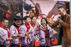 湘潭市雨湖区九华风车坪雅爱小学：非遗皮影点亮课堂