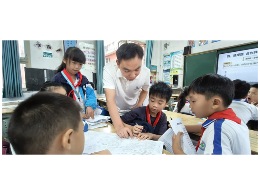 新晃：教研赋能精准发力 优化“3+5”高效课堂建设