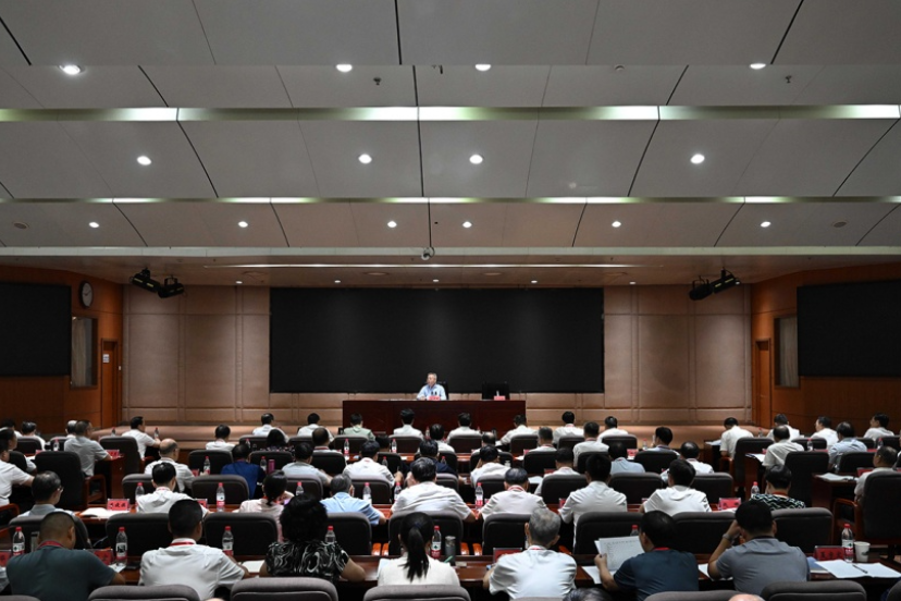 全省高校党委书记、校长政治能力提升专题培训班开班 沈晓明作专题报告