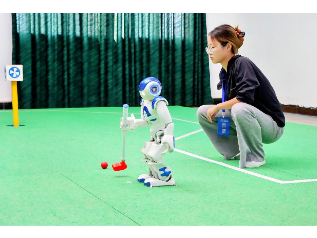 2025年第二十一届湖南省大学生计算机程序设计竞赛在湖南工学院顺利举办