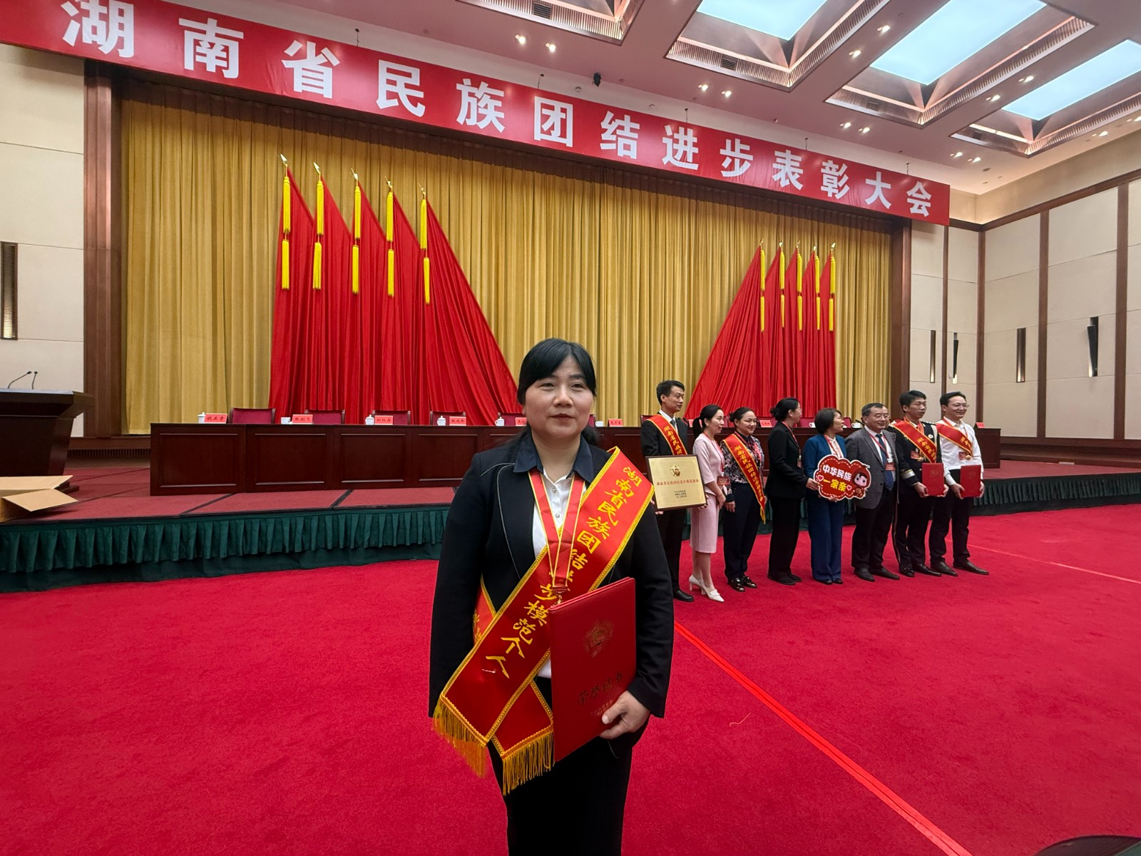 微信图片_20251016131921_428_359.jpg