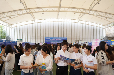 800余名毕业生达成初步意向，湖南女子学院举办秋季供需见面会