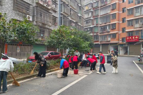 双牌二小：劳动教育进社区 文明实践树新风