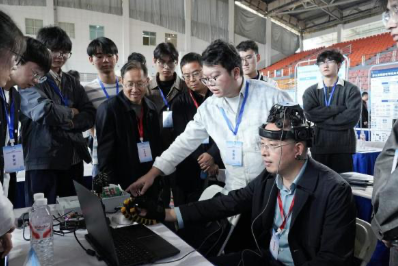 湖南省第九届研究生电子设计大赛在长沙理工大学举行