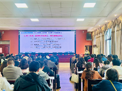 涟源市2025年高中班主任培训开启，13个育人故事展AI时代教育智慧