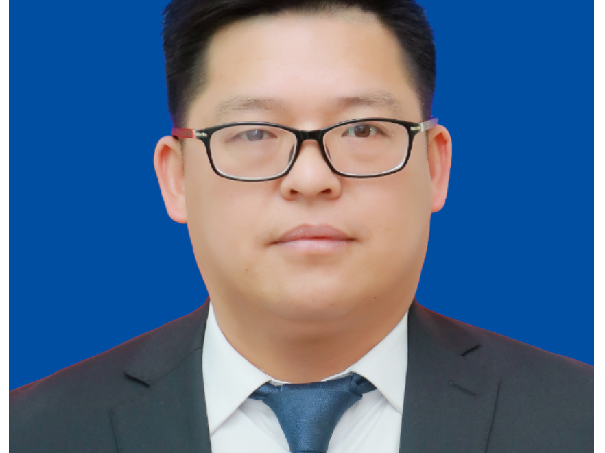 新学期校长说 | 邵阳县芙蓉学校刘劲虎：以史为锚定方向，以智为笔创未来