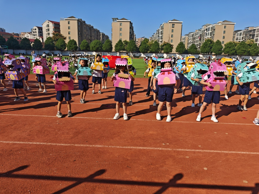 【资阳区站】马良学校：第四届体育节开幕 各方阵嗨翻全场