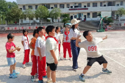 【慈利站】通津铺镇中心完全小学：秋日赛场燃激情 通小少年展风彩