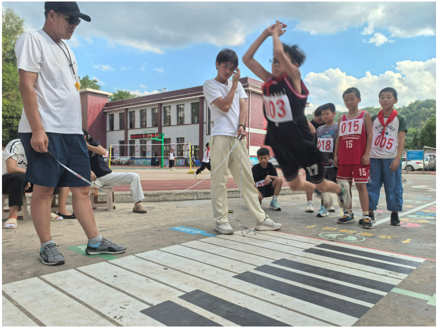 【慈利站】赵家岗土家族乡中心完全小学：课后服务显成效，趣味运动绽风采