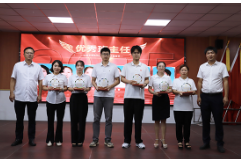 【衡阳县站】弘扬中学：今天，向老师道声节日快乐！
