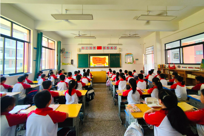【资兴站】第四完全小学：铭记历史，共筑国魂