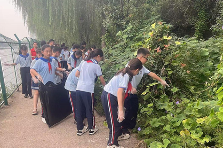 【衡阳县站】杨柳学校：河岸焕新颜 童心迎国庆