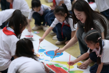 【耒阳站】天柱学校：童心绘长卷，喜迎国庆节