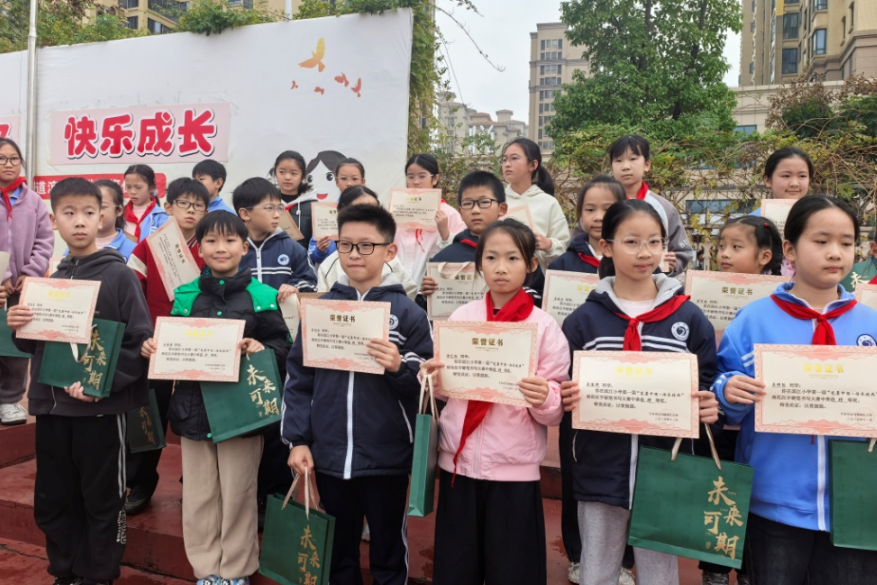 以赛促练育习惯，宁乡滨江小学书写大赛让规范书写扎根校园