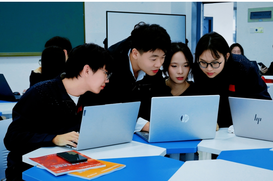 硬核突围！湘潭理工学院斩获数学建模全国一等奖