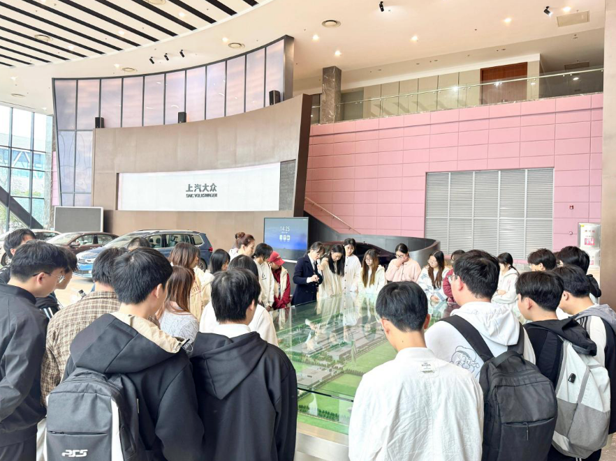 沉浸式解锁“智能供应链”密码，湘潭理工学院将课堂搬进生产线