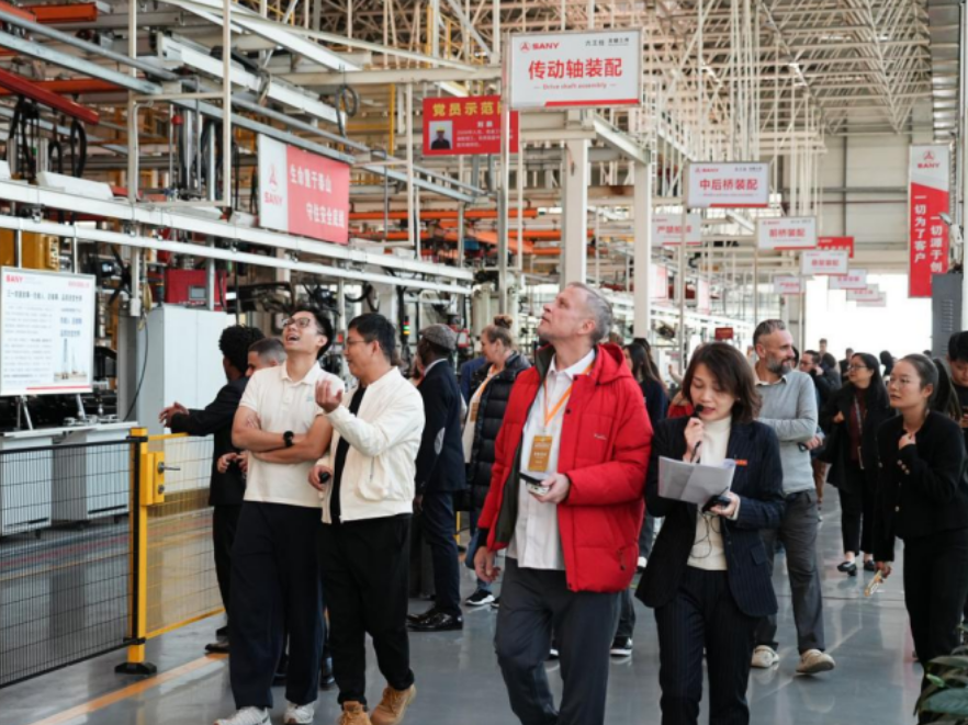 邵阳学院：党建引领践初心 志愿赋能促外贸