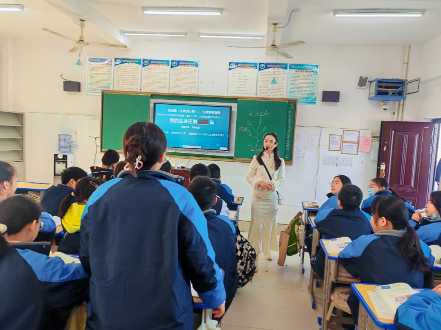 长沙涟源携手共探高效课堂 同课异构赋能涟源教育