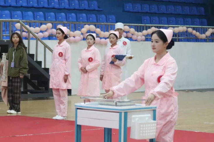 2025年长沙医学院护士礼仪风采大赛决赛圆满落幕