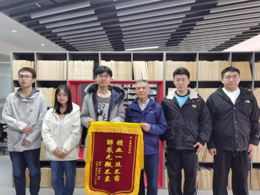 欧阳辰秉：一位教学“老将”的“新”挑战