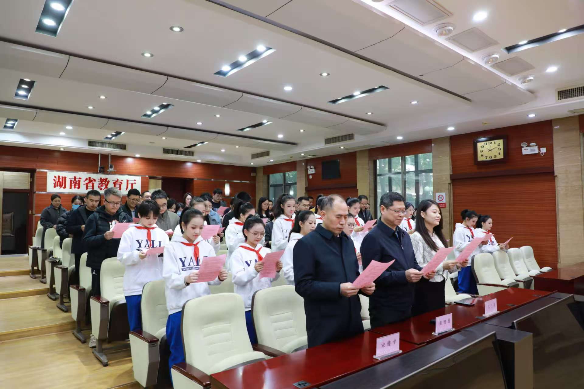 5549761ae6c95ac62c29073526ecc015.jpg 5549761ae6c95ac62c29073526ecc015.jpg