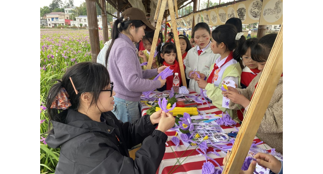 湘潭大学：艺术赋能 花漾排头