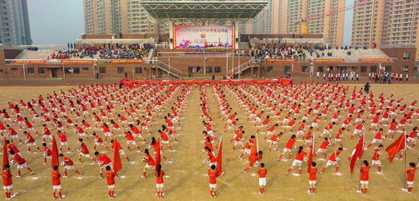 让汗水成为校园“标配”——临湘市“以体树人 一起上场”全员文体活动区域实践侧记