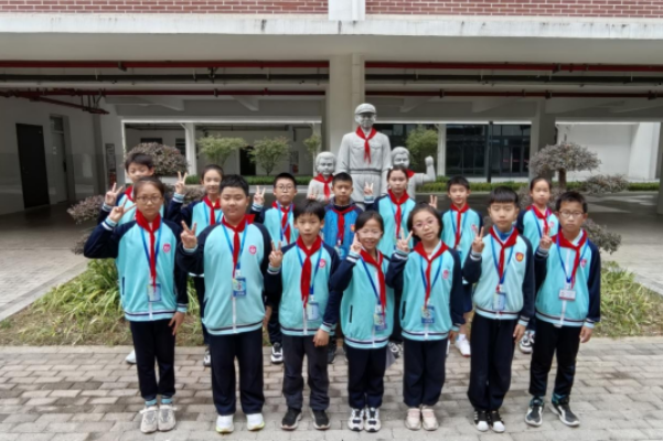 闪闪发光的小记者｜【望城区站】星城实验小学：以笔为炬 点亮成长