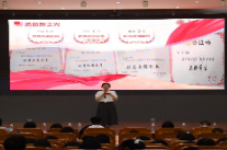 湖南女子学院商学院精准帮扶学子成长