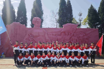 衡阳县文昌实验学校：千人万步祭英烈  