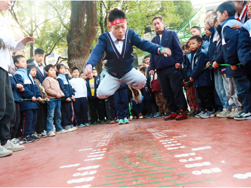 【衡东县站】新塘镇中心学校：师生同乐 校运会“嗨”力全开