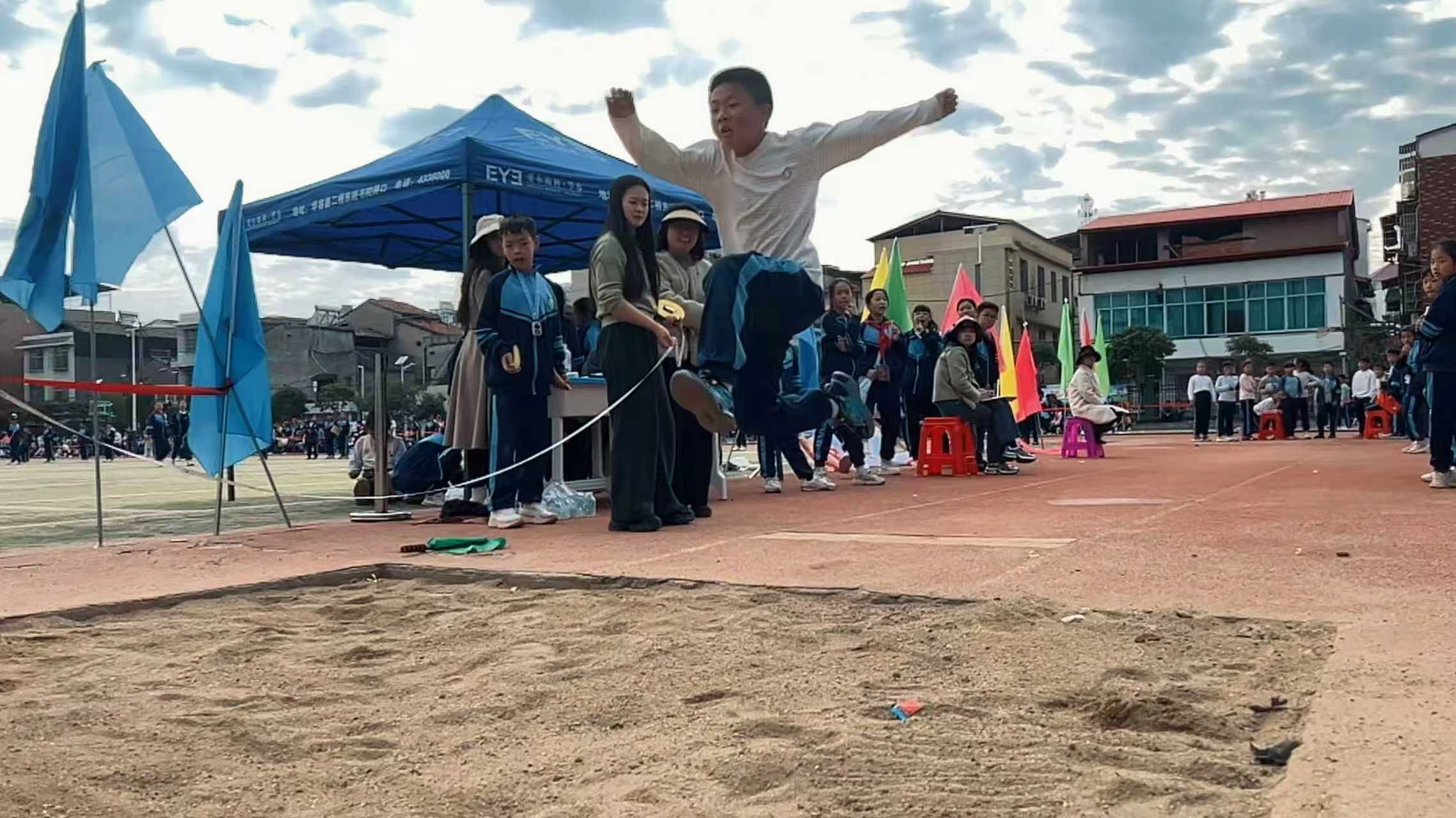 微信图片_20251202103814_395_2.jpg 微信图片_20251202103814_395_2.jpg