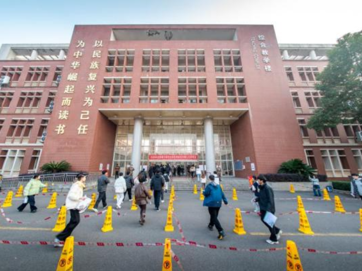 从一份早餐到全程守护，长沙理工大学“暖冬护航”4100名考研学子