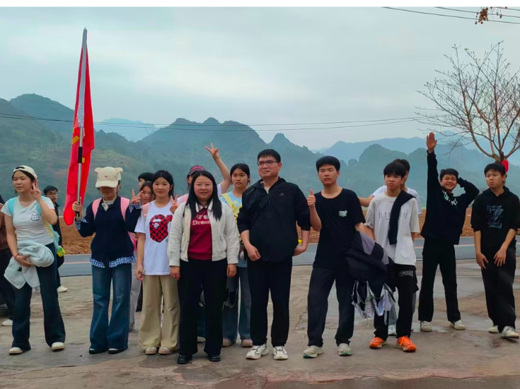 江华县小圩中学：重走红军路，将红色基因厚植于青春血脉中
