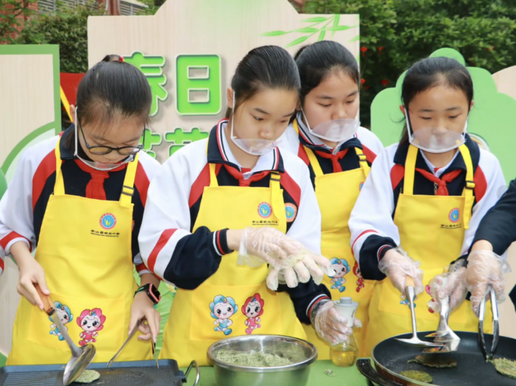 衡阳市小学本土化劳动课程与健康学校建设协同创新研讨会在衡山县举行
