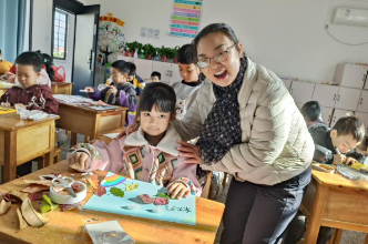 【先声新闻】临湘：从“零”出发点亮课堂  以学为本培育新人