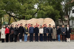 党建引领送温暖，爱心助学护成长，长沙市一中马王堆中学赴芷师中学开展捐赠送教帮扶活动