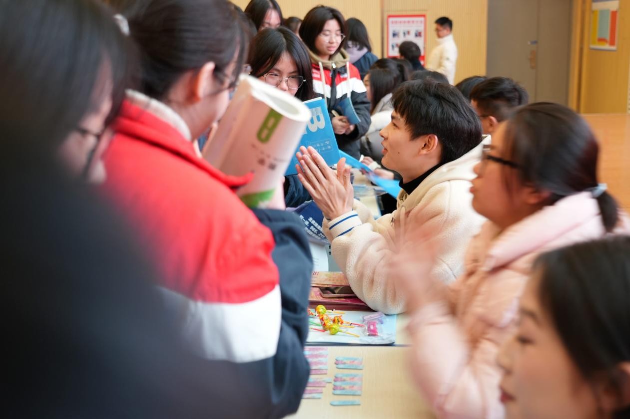 图片8.jpg 图片8.jpg