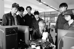 湖南大学破解创意落地难题培育拔尖创新人才——让“创”的种子开花结果