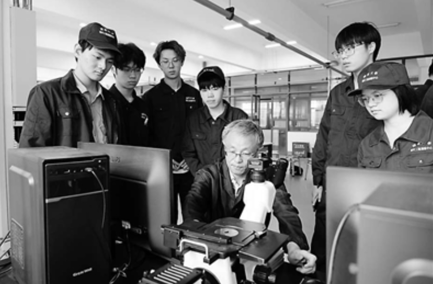 湖南大学破解创意落地难题培育拔尖创新人才——让“创”的种子开花结果