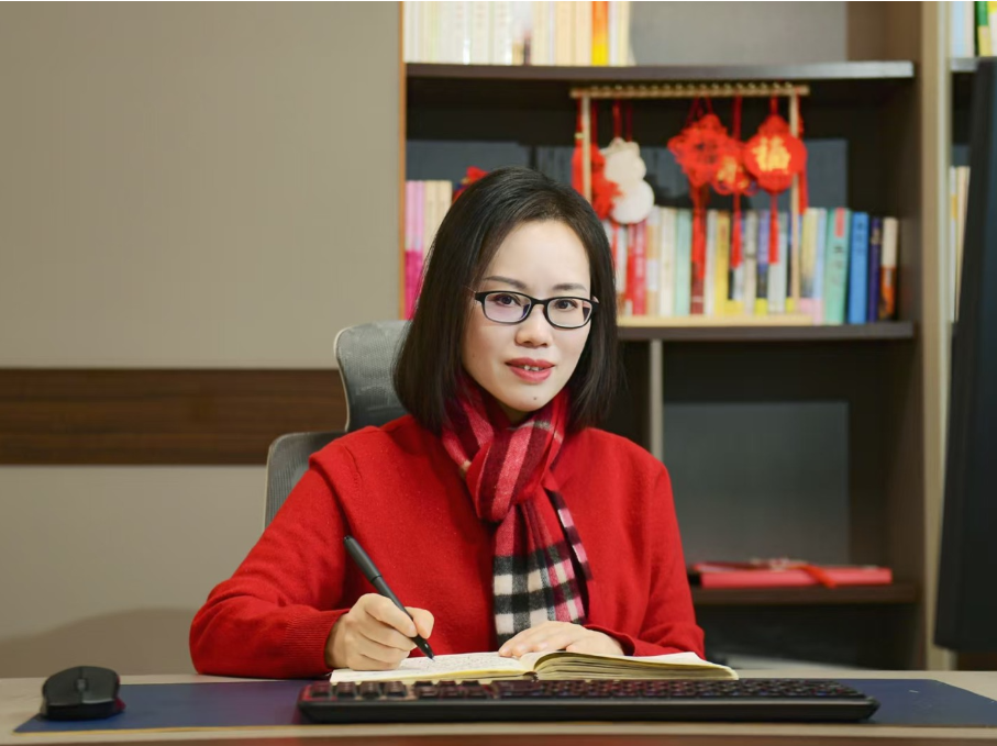 开学第一讲 | 长沙市开福区青竹湖湘一外国语学校王艳芳：沐春向阳，奔赴美好绽放 