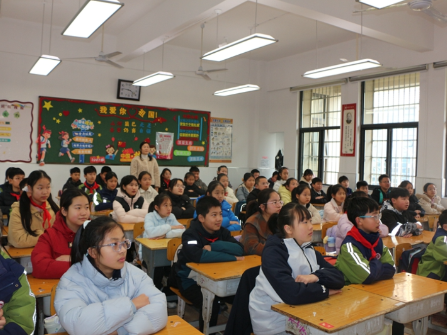 开学第一变 | 常德市鼎城区江南小学：一室“睛”彩  从“新”光开始