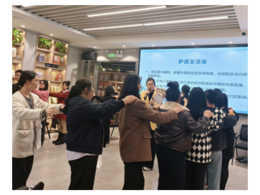 临武县一完小：家长沙龙促沟通   用“心”赋能伴成长